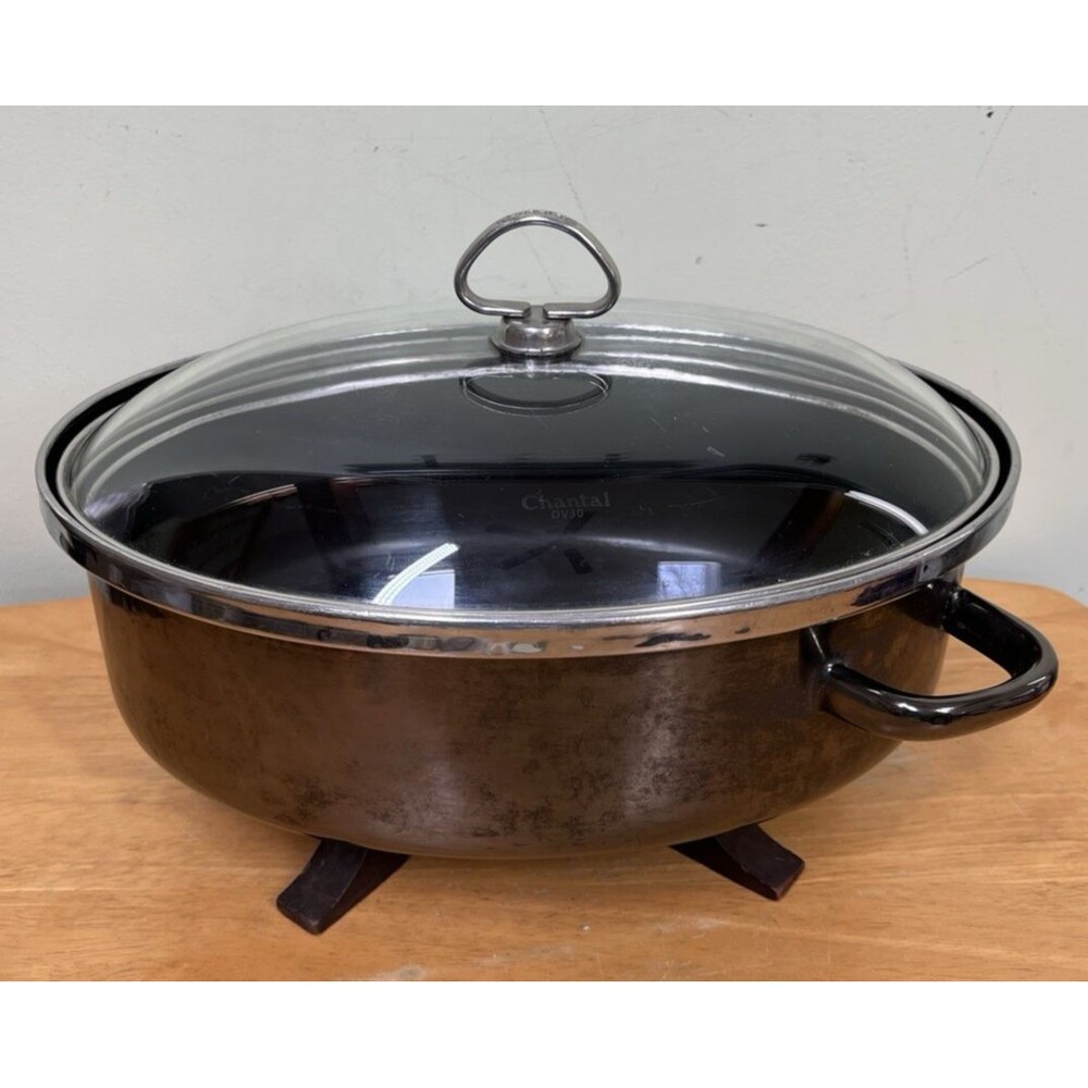 Chantal Enamel On Steel Roaster Pan Dutch Oven Oval Dome with Glass Lid OV30